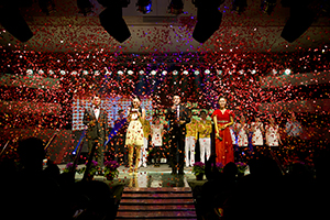 yth2206游艇会科技2013年度卓越优良员工颁奖典礼进行